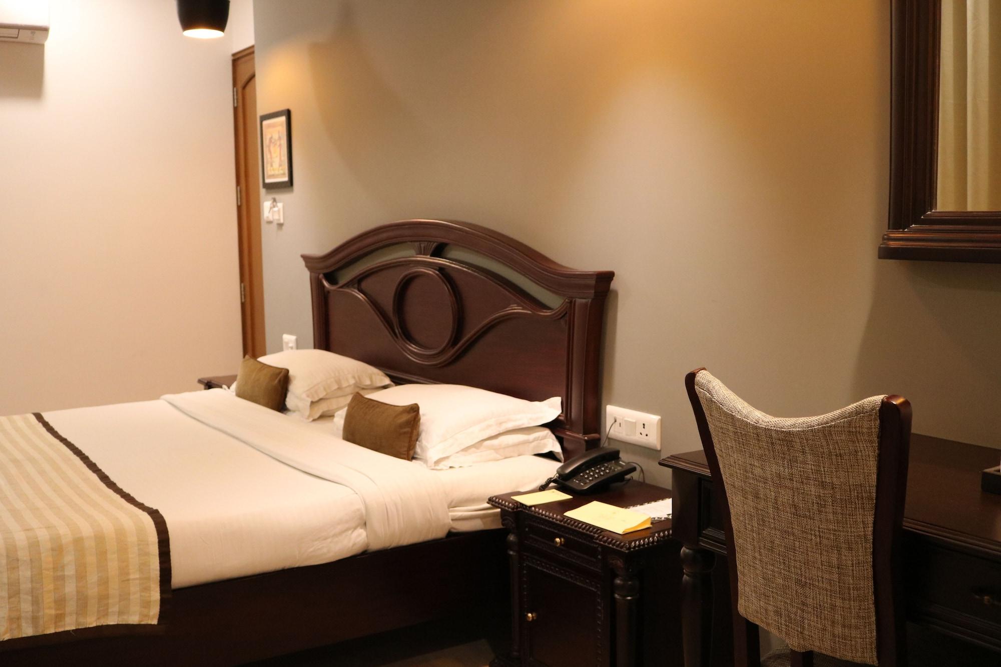 The Park Residency Hotel New Delhi Exterior photo
