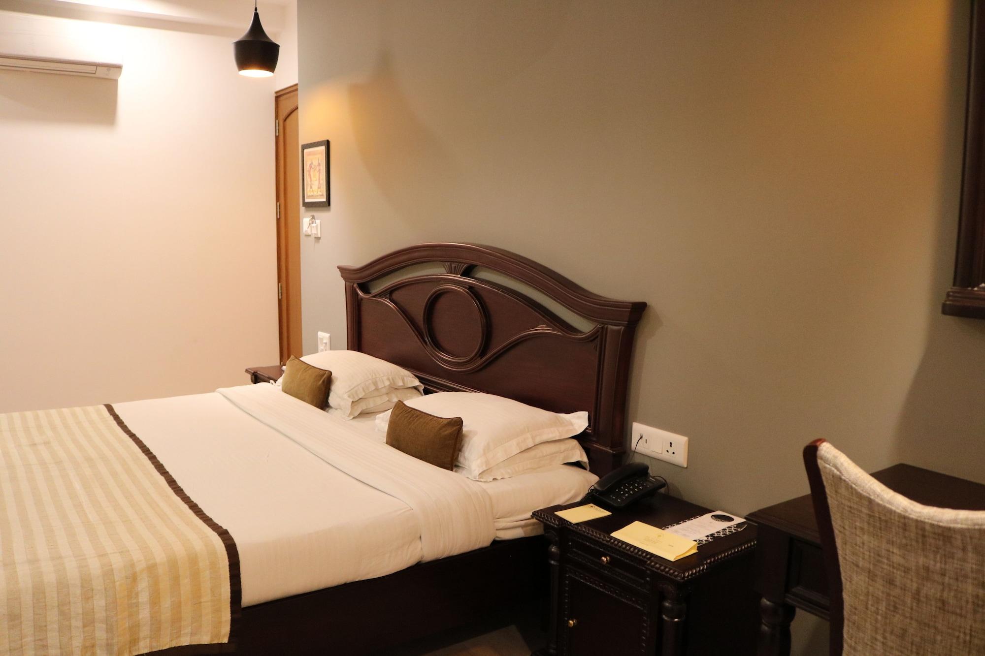 The Park Residency Hotel New Delhi Exterior photo